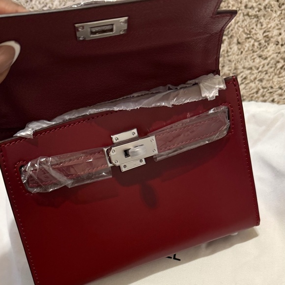 TVL Mini Kelly Burgundy - Picture 3 of 4